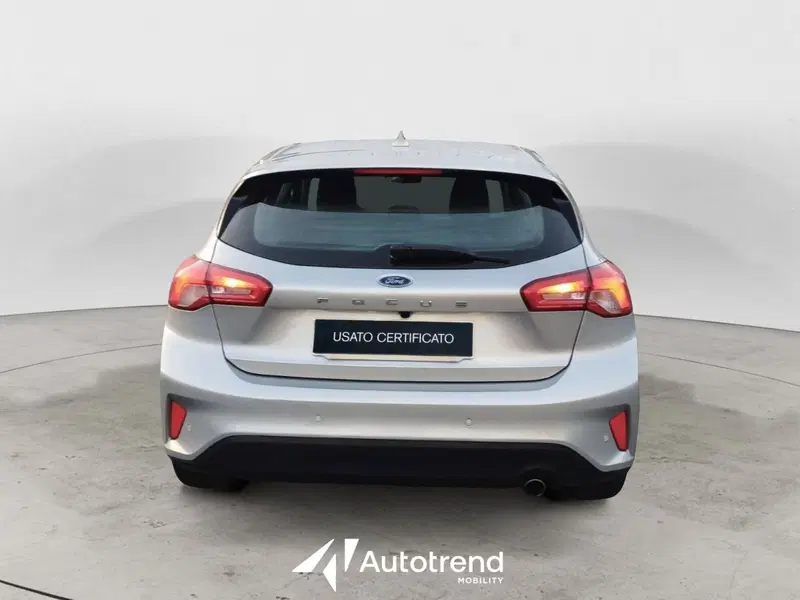 Ford Focus usata a Bari (4)