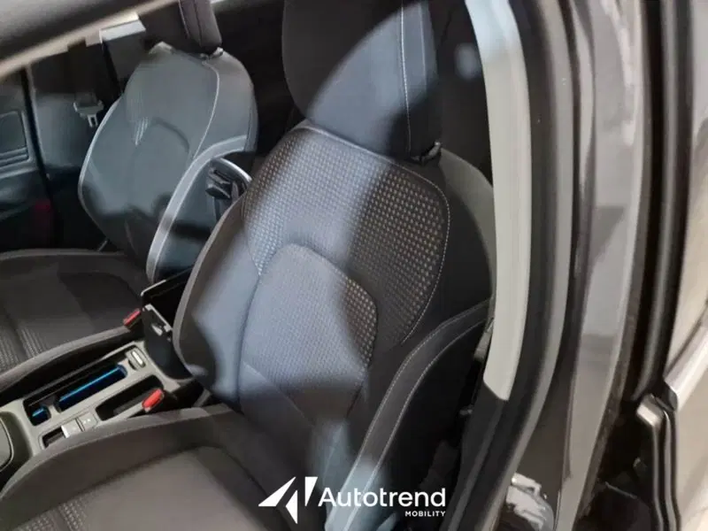 Ford Focus Station Wagon usata a Bari (6)