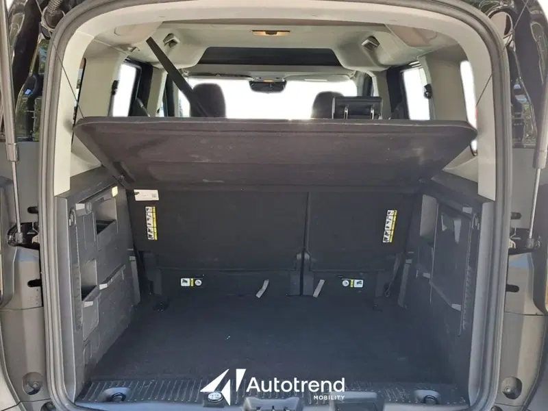 Ford Tourneo Courier usata a Bari (15)