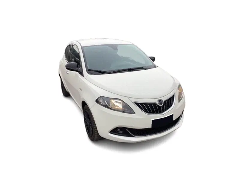 Lancia Ypsilon usata a Bari (2)