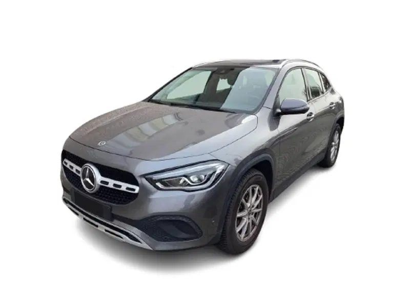Mercedes-Benz GLA SUV usata a Bari (15)