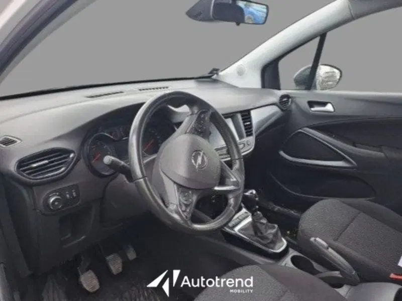Opel Crossland usata a Bari (16)