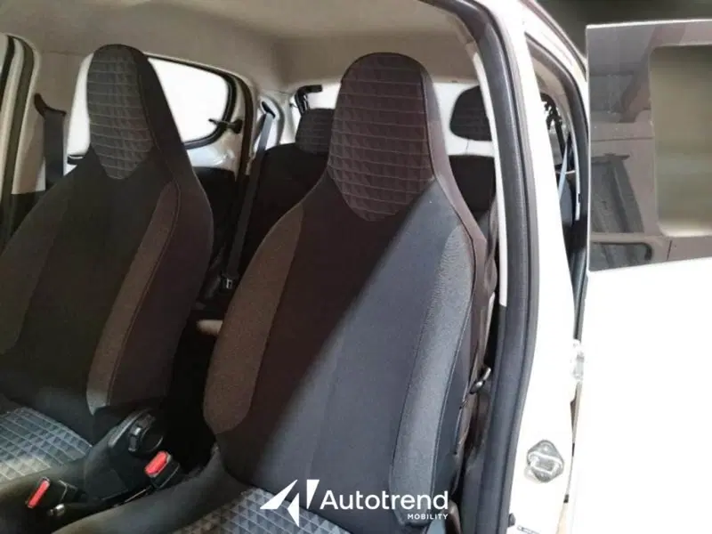 Peugeot 108 usata a Bari (5)