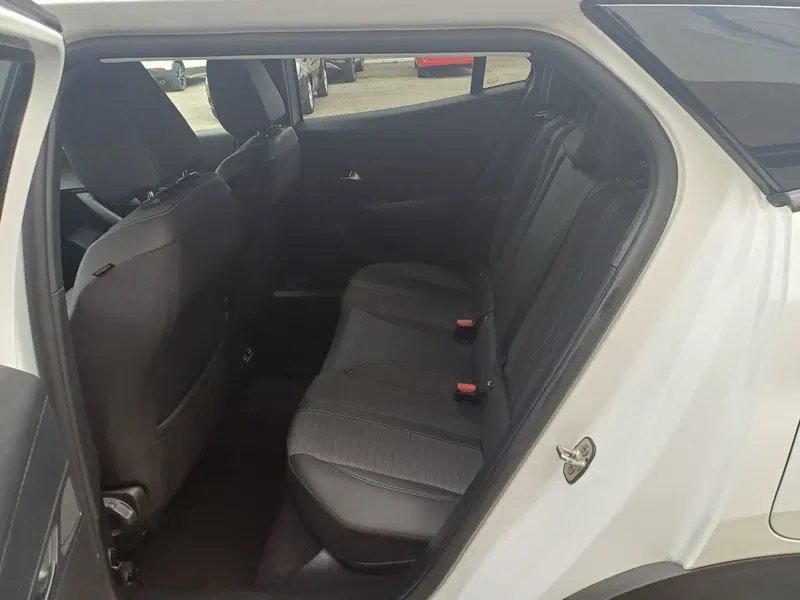 Peugeot 2008 usata a Alessandria (10)