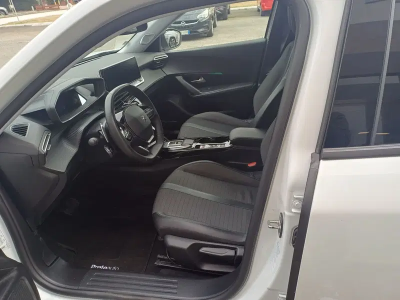 Peugeot 2008 usata a Alessandria (9)