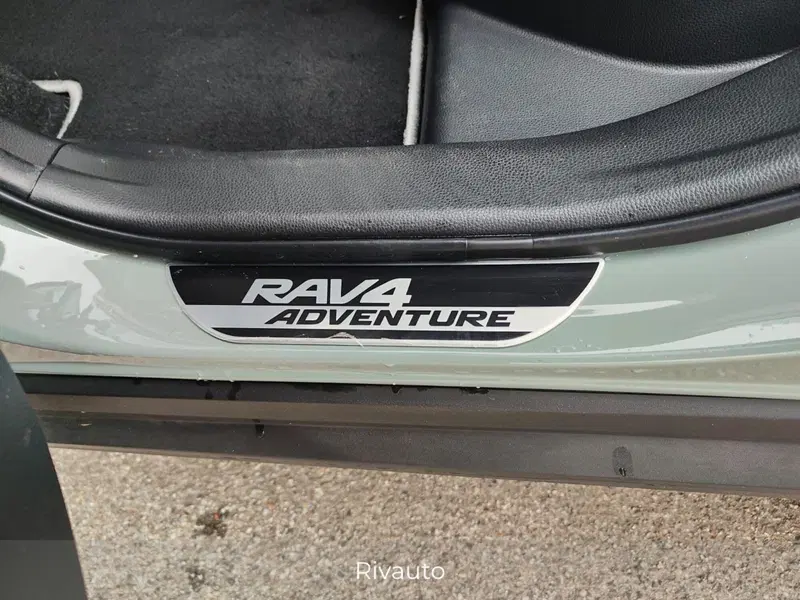 Toyota Rav4 usata a Como (17)