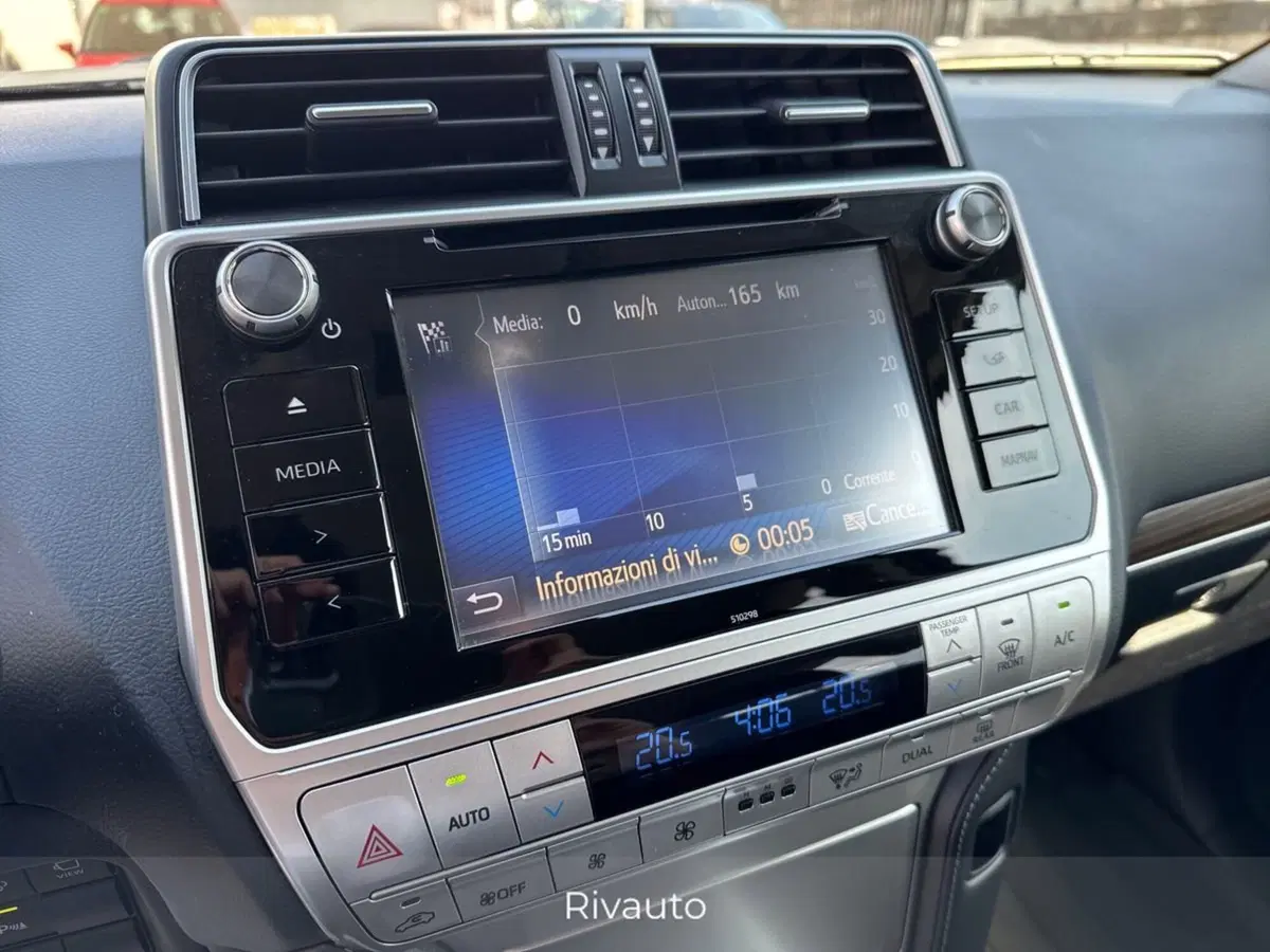 Toyota Land Cruiser usata a Como (15)