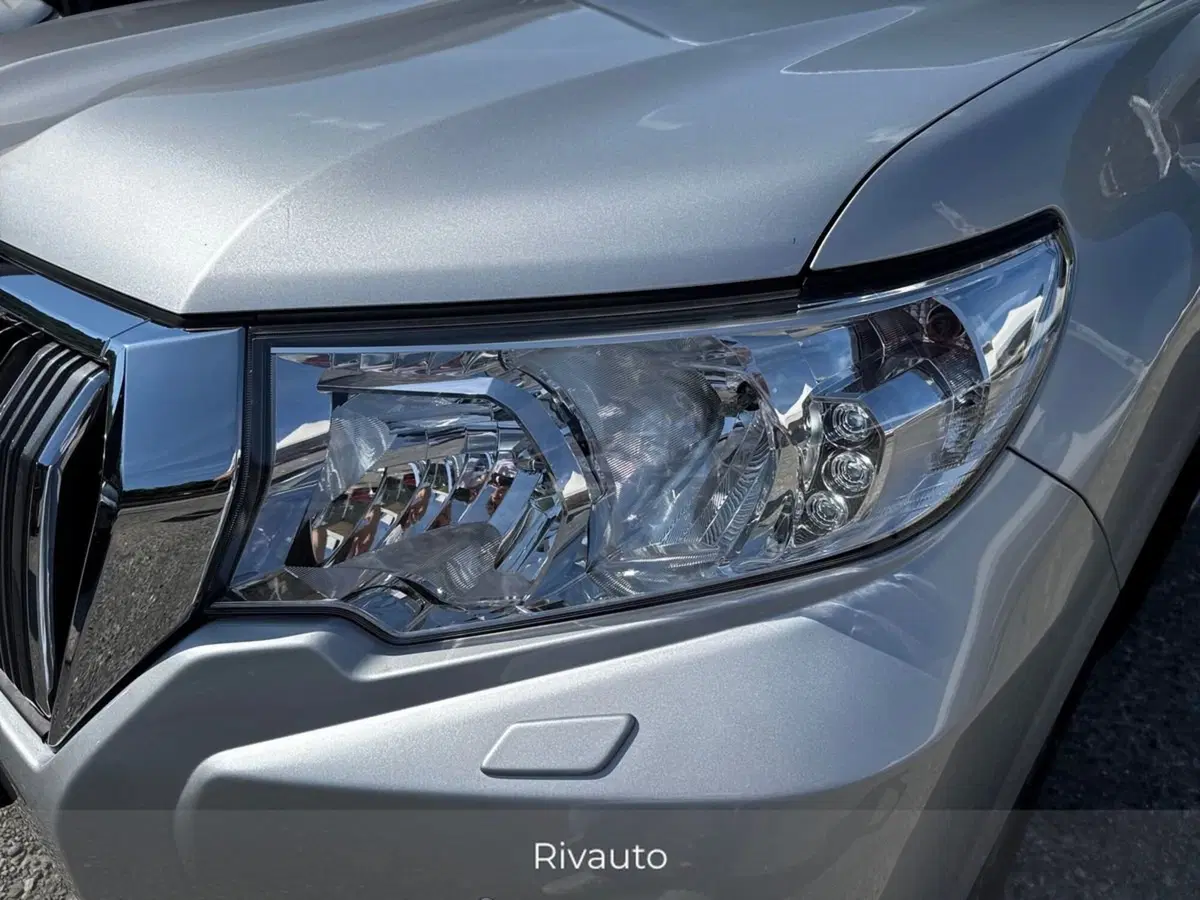 Toyota Land Cruiser usata a Como (16)