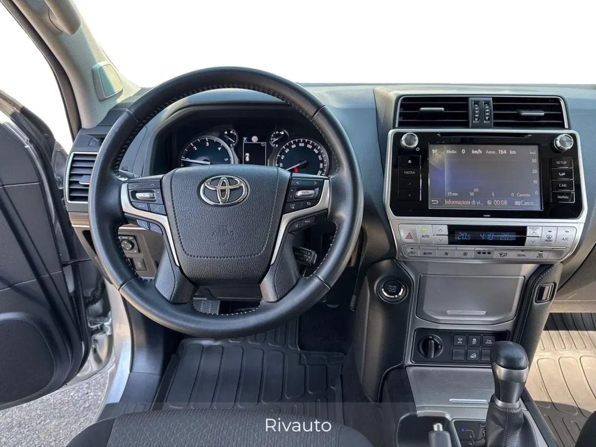 Toyota Land Cruiser usata a Como (8)