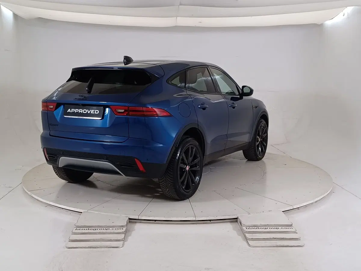 Jaguar E-Pace usata a Torino (2)