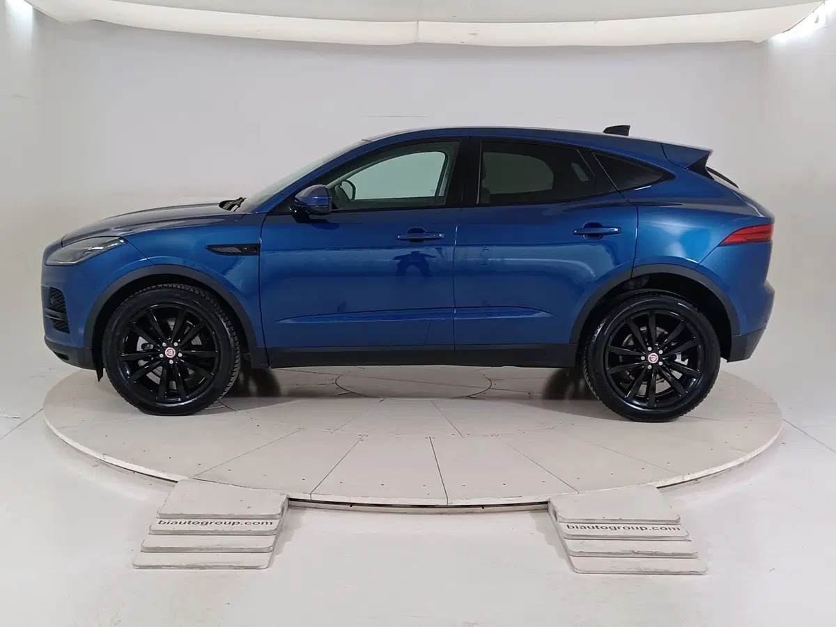 Jaguar E-Pace usata a Torino (6)