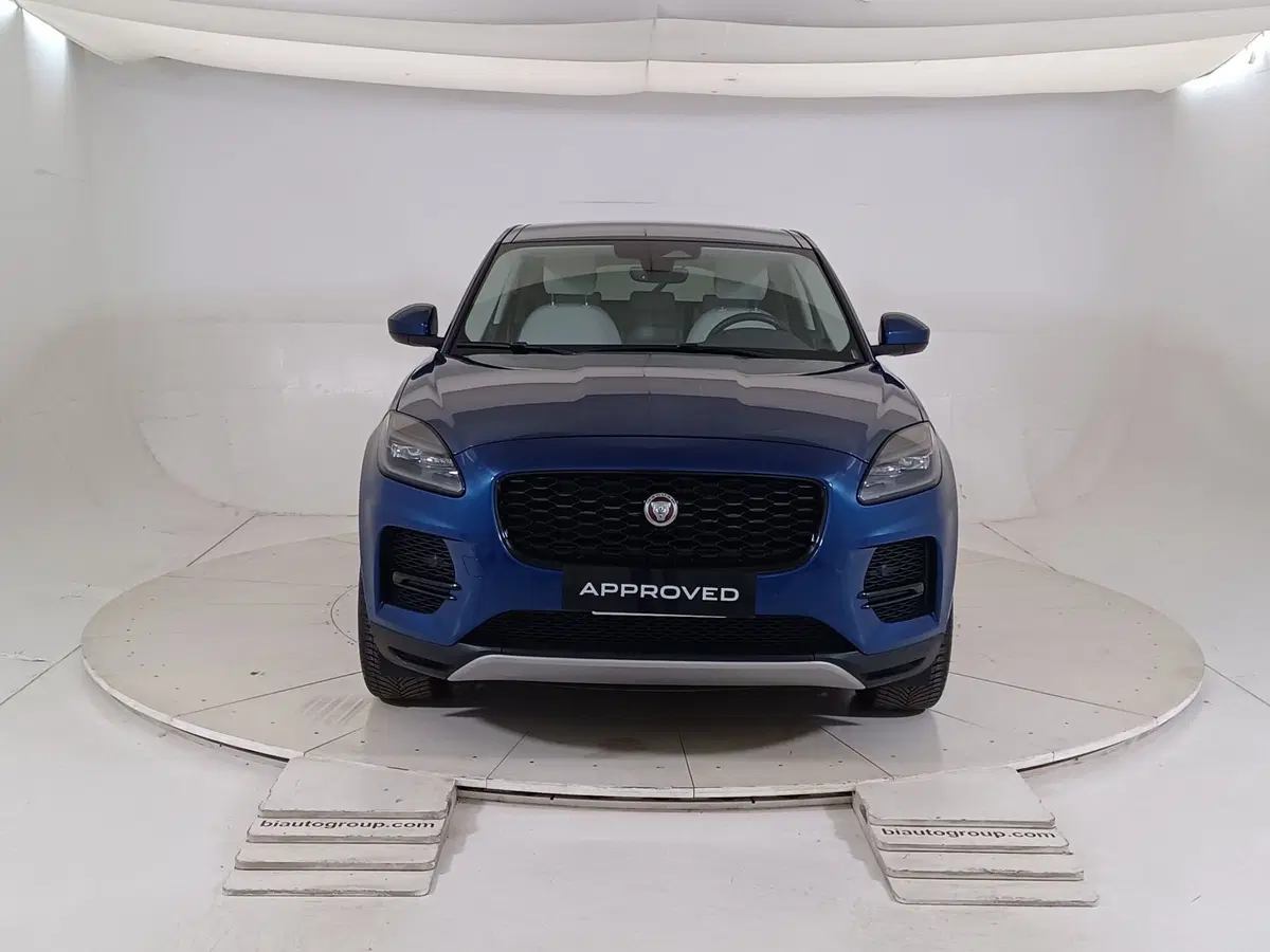 Jaguar E-Pace usata a Torino (8)