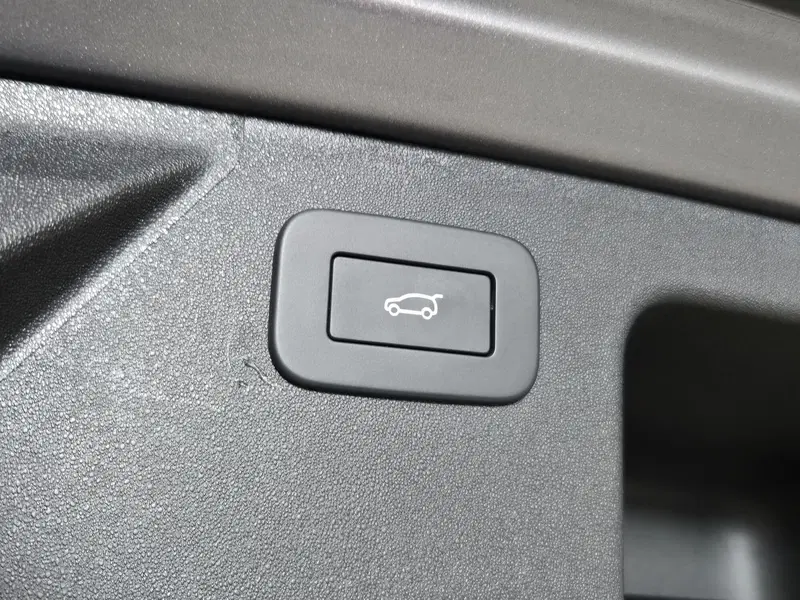 Land Rover Discovery Sport usata a Torino (18)