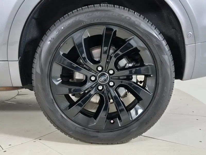 Land Rover Discovery Sport usata a Torino (9)