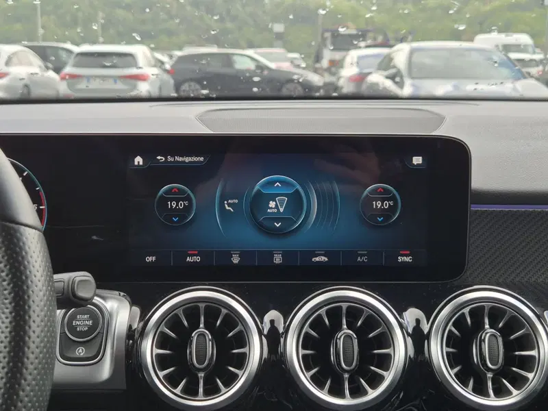 Mercedes-Benz GLB usata  (16)