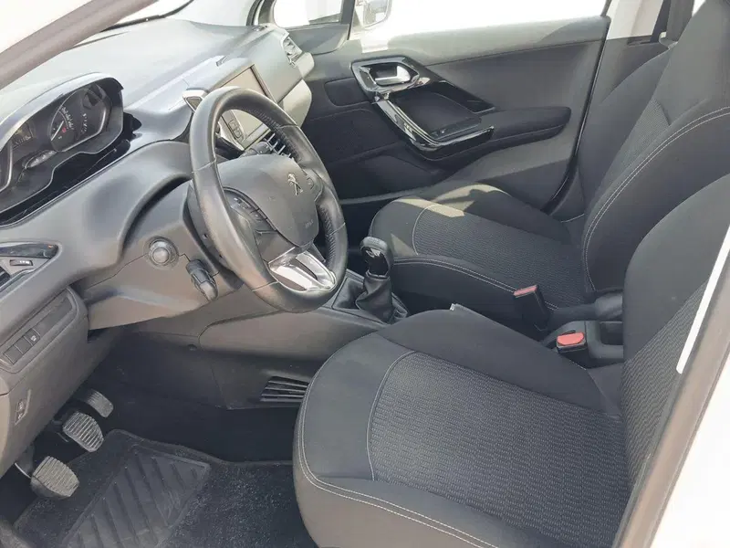Peugeot 208 usata a Agrigento (6)