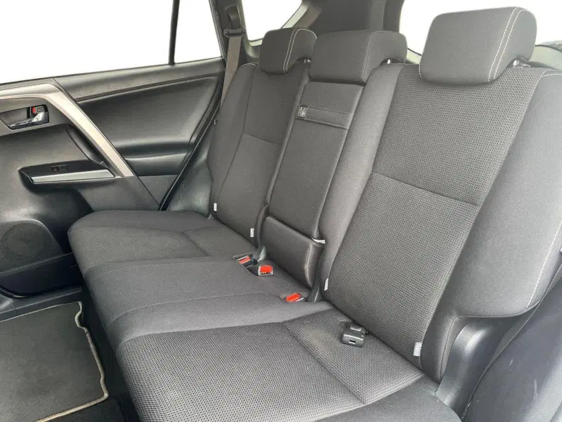 Toyota Rav4 usata a Ragusa (11)