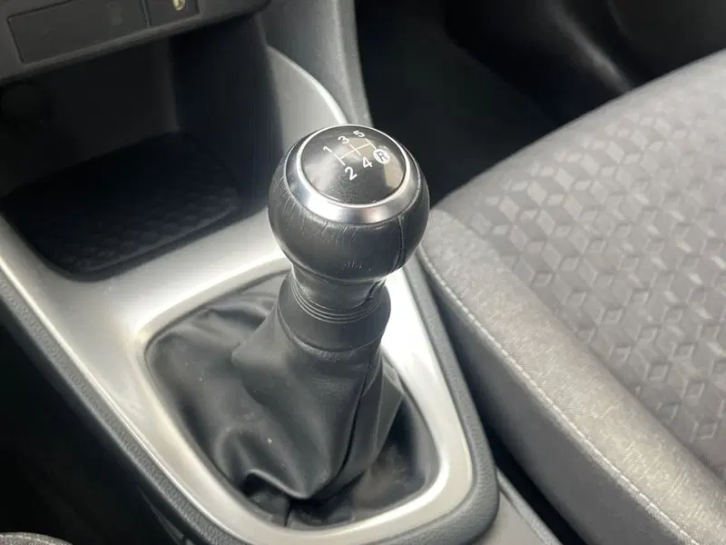Toyota Yaris usata a Ragusa (12)