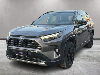 Toyota Rav4 vvt-ie h Style 2wd 218cv e-cvt del 2023 usata a Misterbianco