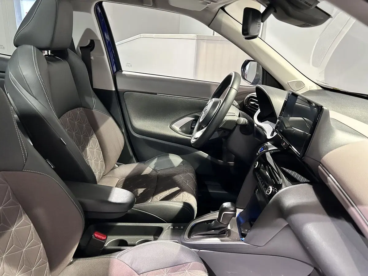 Toyota Yaris Cross usata a Milano (6)