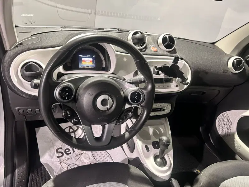smart Fortwo usata a Milano (9)