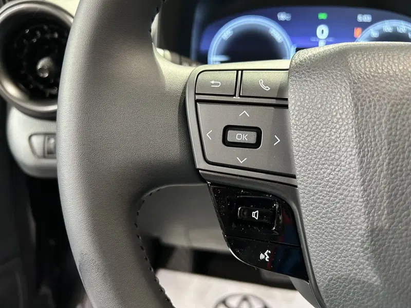 Toyota Toyota C-HR usata a Milano (15)