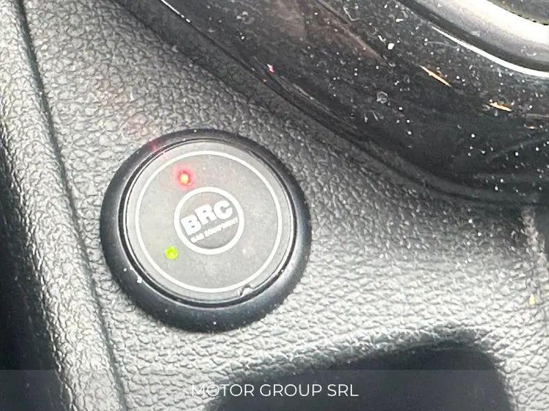 Kia Sportage usata a Napoli (17)