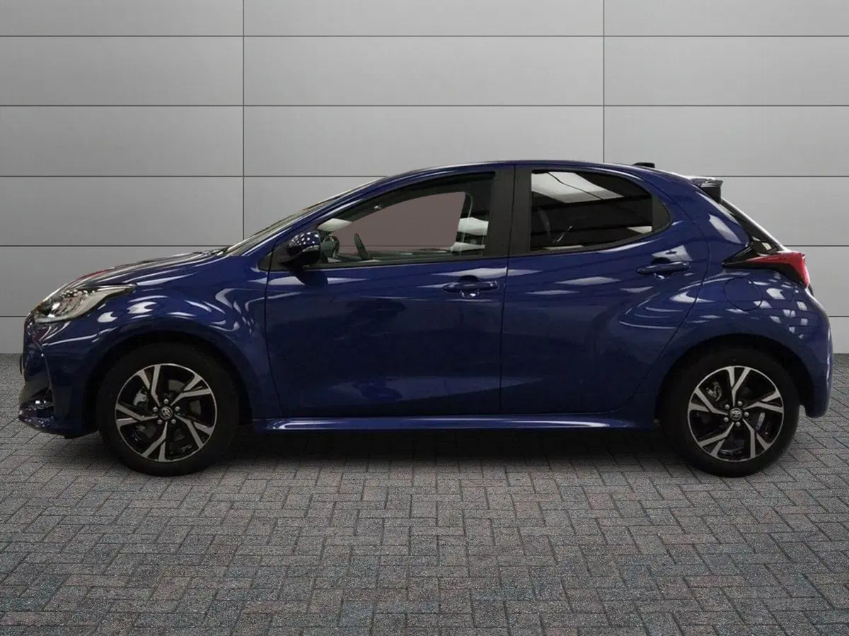 Toyota Yaris usata a Roma (2)