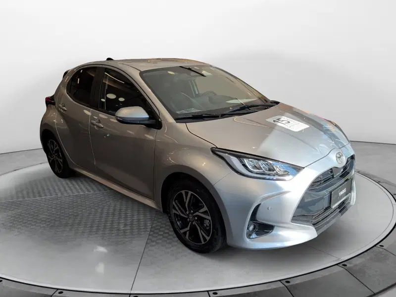 Toyota Yaris nuova a Bologna (2)
