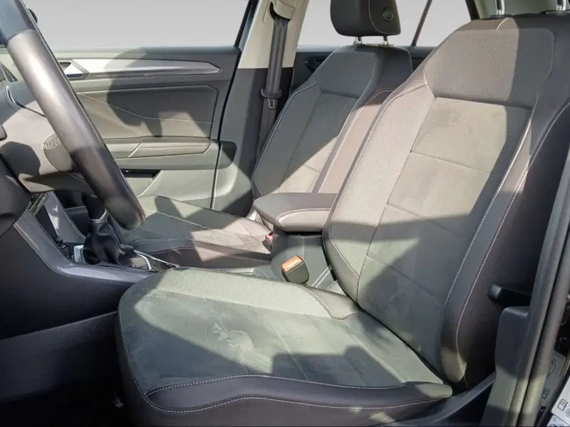 Volkswagen T-Roc usata a Livorno (10)