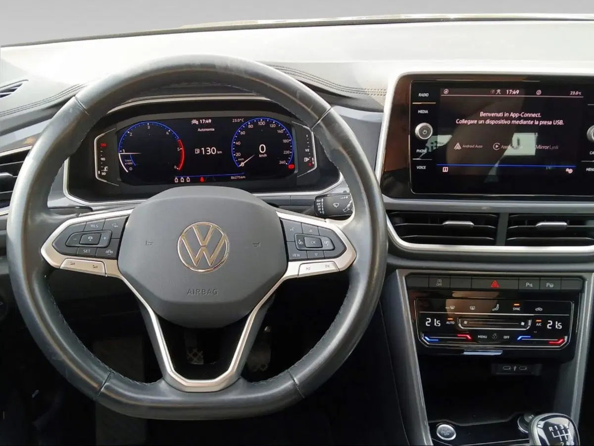 Volkswagen T-Roc usata a Livorno (8)