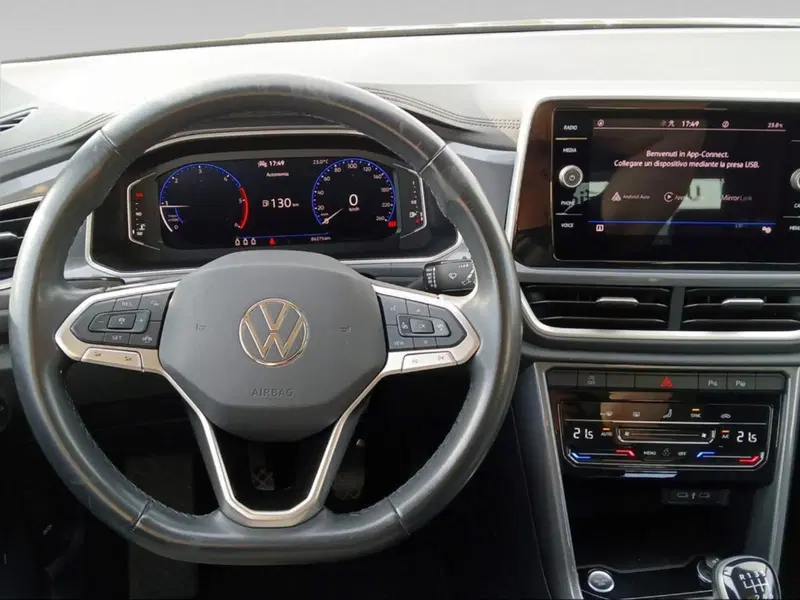 Volkswagen T-Roc usata a Livorno (8)