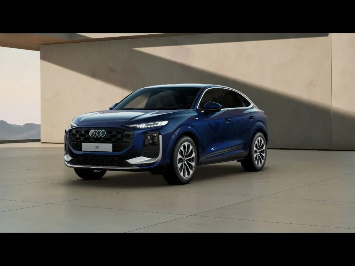 Audi Q3 Sportback nuova a Grosseto