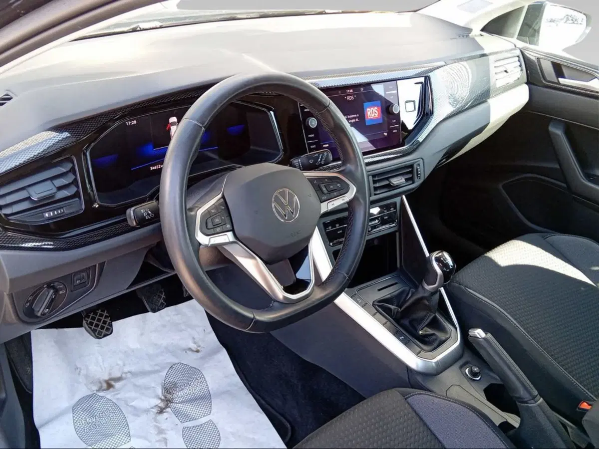 Volkswagen Polo usata a Firenze (9)