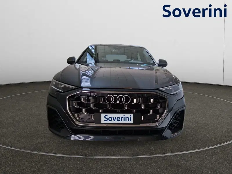 Audi Q8 Sportback usata a Bologna (4)
