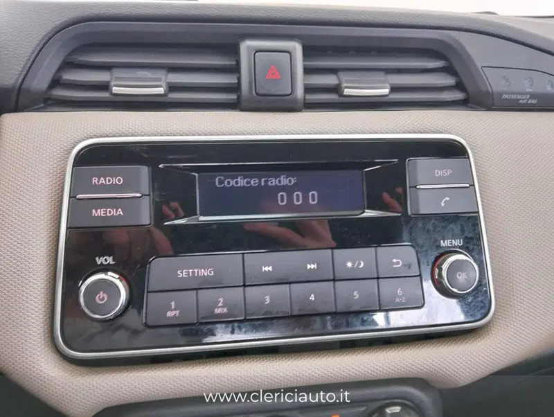 Nissan Micra usata a Como (12)