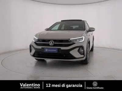 Volkswagen Taigo 1.0 TSI 110 CV DSG R-Line del 2023 usata a Roma