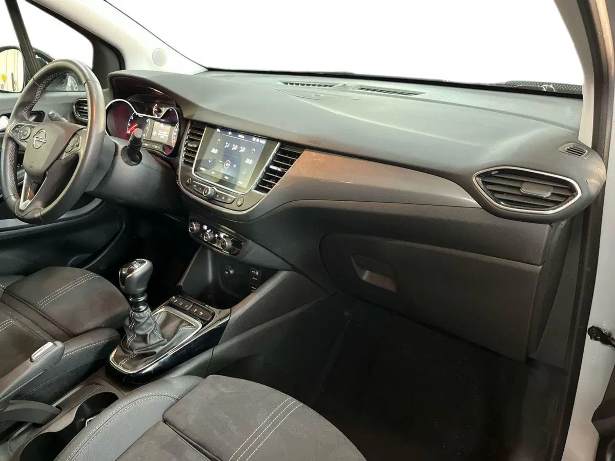 Opel Crossland usata a Bari (9)