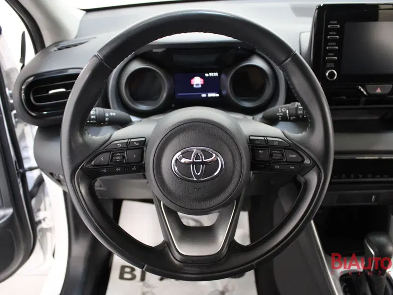 Toyota Yaris usata a Firenze (11)