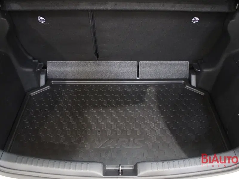 Toyota Yaris usata a Firenze (9)