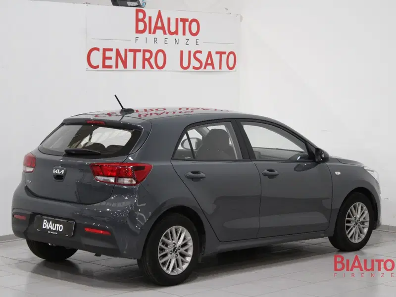 Kia Rio usata a Firenze (2)