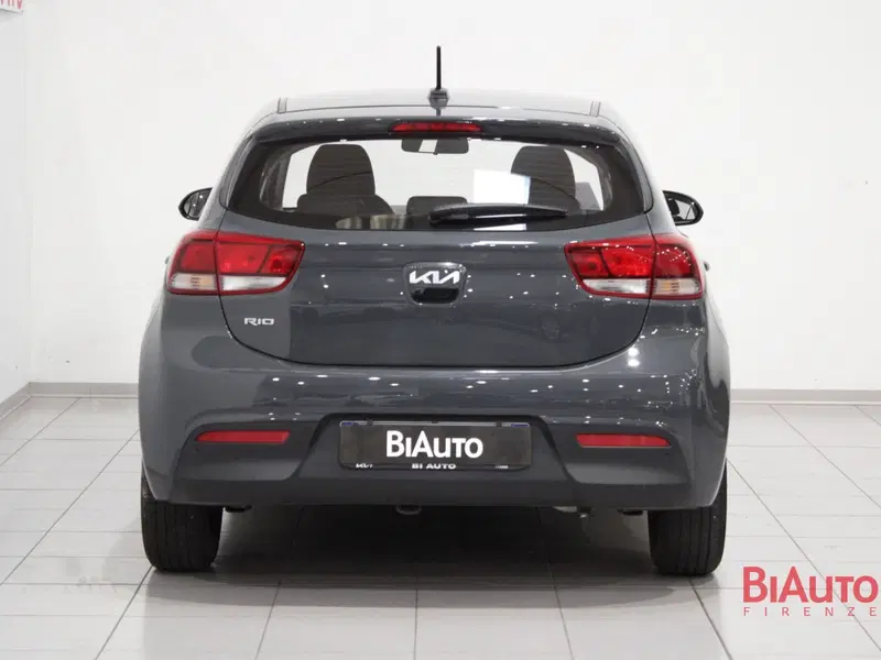 Kia Rio usata a Firenze (4)