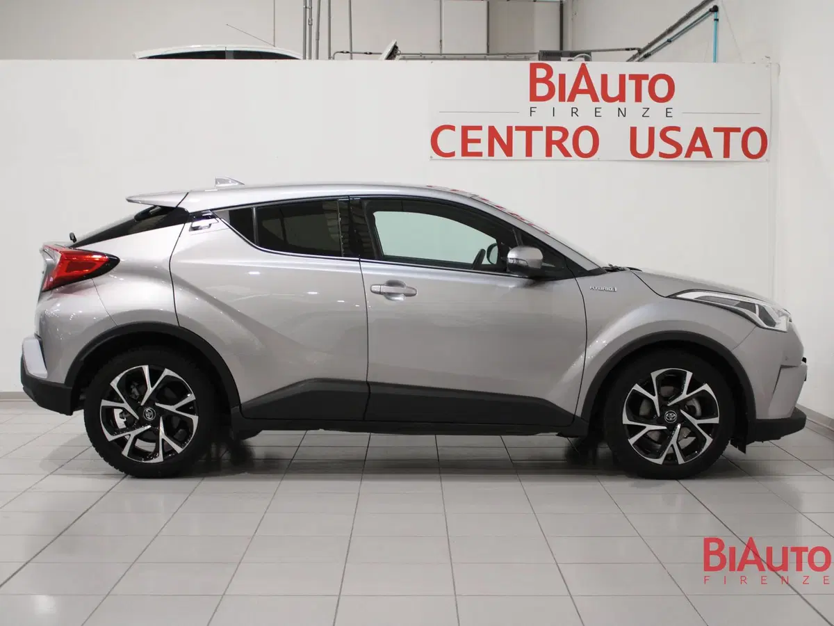 Toyota Toyota C-HR usata a Firenze (18)