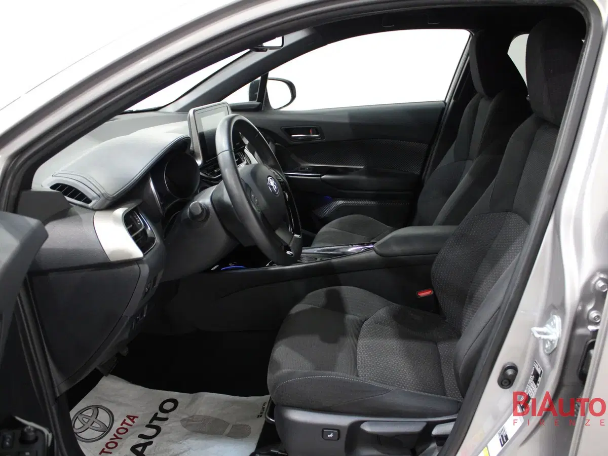 Toyota Toyota C-HR usata a Firenze (6)