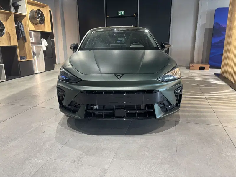 Cupra Leon nuova a Ferrara (2)