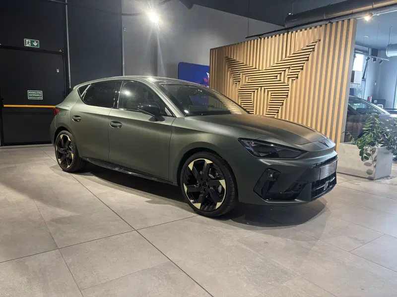 Cupra Leon nuova a Ferrara (3)