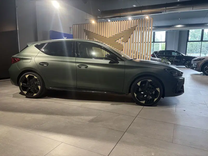 Cupra Leon nuova a Ferrara (4)