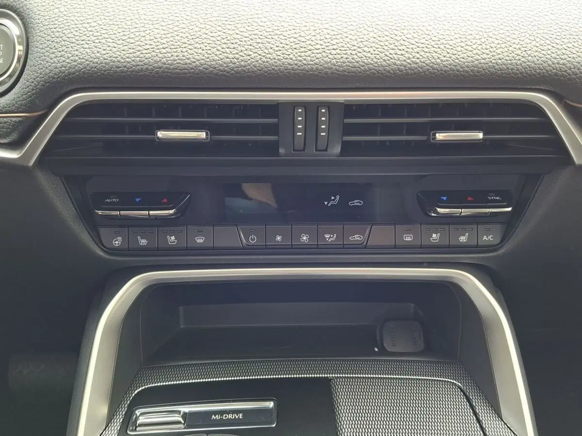 Mazda CX-60 usata a Pescara (17)