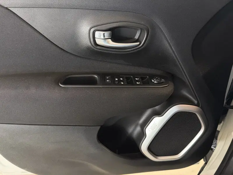 Jeep Renegade usata a Pisa (12)