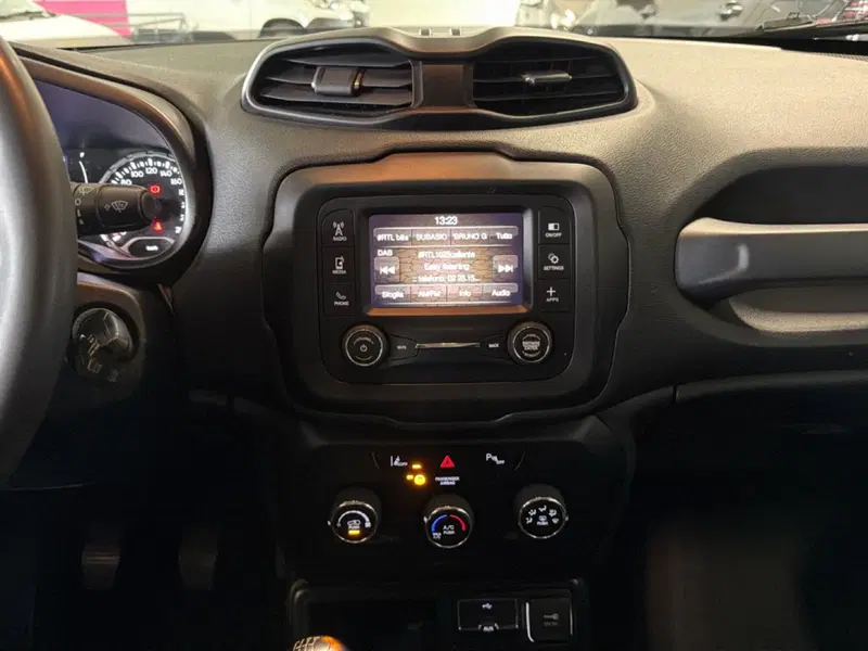 Jeep Renegade usata a Pisa (9)